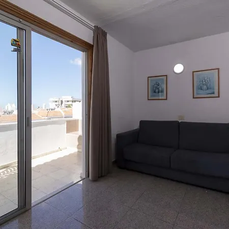 Floritas 28 - Two Bed דירה *
