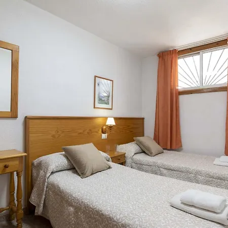Floritas 28 - Two Bed דירה *