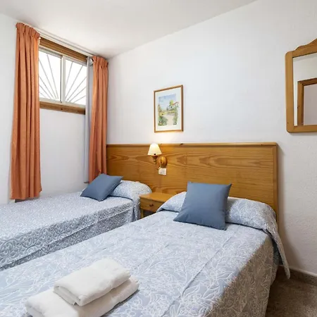 아파트 Floritas 28 - Two Bed *