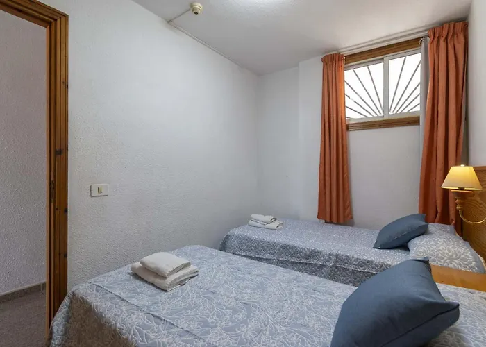 Floritas 28 - Two Bed Daire *