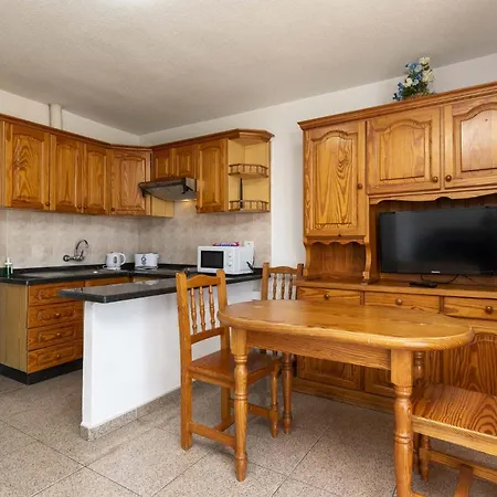 Floritas 28 - Two Bed Apartment *