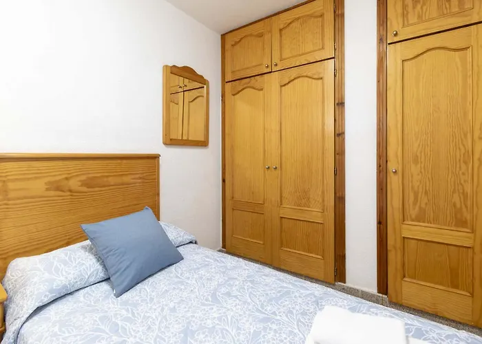 Floritas 28 - Two Bed Lägenhet