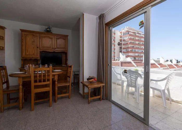 Floritas 28 - Two Bed Playa de las Americas (Tenerife)