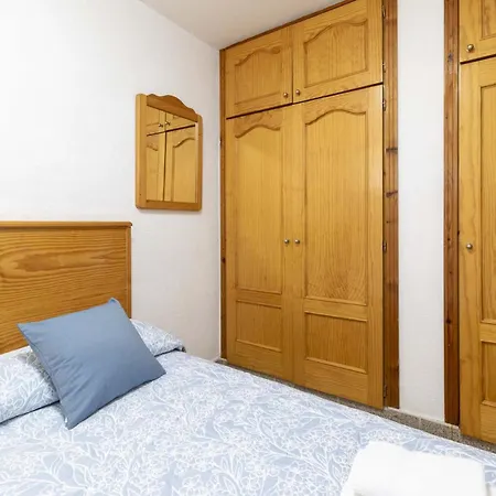 Floritas 28 - Two Bed דירה
